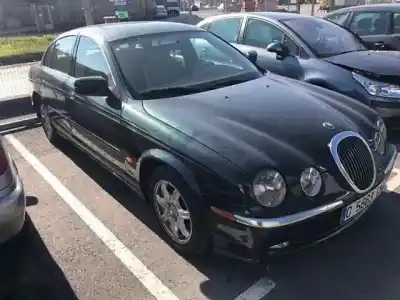 Veicolo di demolizione JAGUAR S-TYPE II (X200) 3.0 V6 dell'anno 2000 alimentato FC
