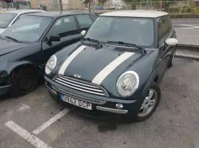 Здавання транспортного засобу MINI MINI (R50, R53) One D року 2004 потужний 1ND
