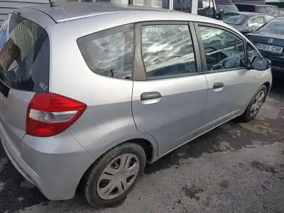 Sloopvoertuig honda jazz (ge) 1.2 cat van het jaar 2012 aangedreven l12b1