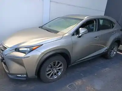 Vehículo de desguace LEXUS NX 300h 4WD del año 2017 con motor 2AR