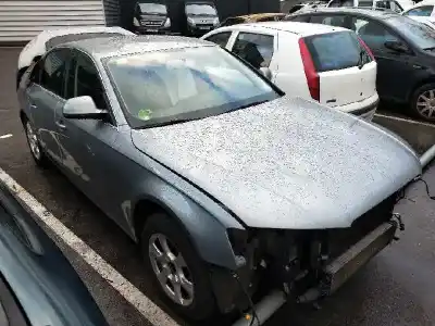 Verschrottungsfahrzeug AUDI A4 BERLINA (B8) Básico des Jahres 2008 angetrieben CDN