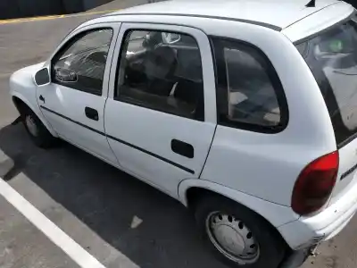 Veículo de Sucata opel corsa a swing do ano 1993 alimentado c12nz