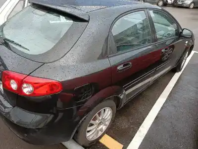 Veículo de Sucata chevrolet lacetti cdx do ano 2005 alimentado f16d3