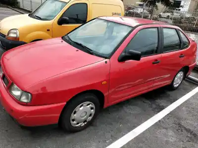 Sloopvoertuig SEAT CORDOBA BERLINA (6K2) Dream van het jaar 1997 aangedreven 1Y