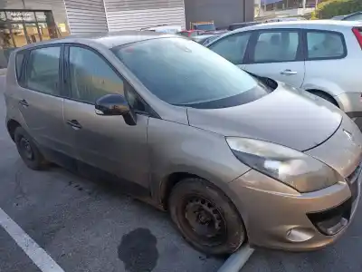 Veículo de Sucata RENAULT SCENIC III Authentique do ano 2009 alimentado K9K F8