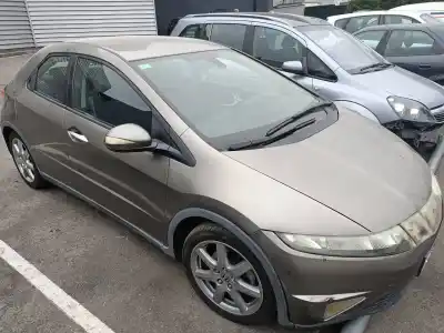 Здавання транспортного засобу HONDA CIVIC BERLINA 5 (FK) 2.2 i-CTDi Comfort року 2006 потужний N22A2