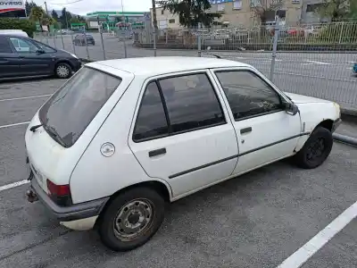 Veículo de Sucata peugeot 205 berlina 1.8 diesel cat do ano 1994 alimentado a9a