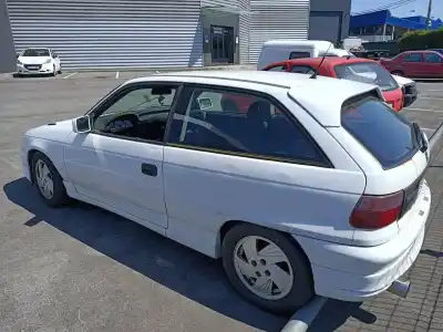 Здавання транспортного засобу opel astra f berlina 16v gsi року 1992 потужний c20xe