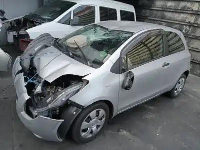 Здавання транспортного засобу TOYOTA YARIS (KSP9/SCP9/NLP9) Luna року 2005 потужний 2SZ