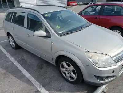 Veículo de Sucata OPEL ASTRA H CARAVAN Enjoy do ano 2004 alimentado Z17DTH