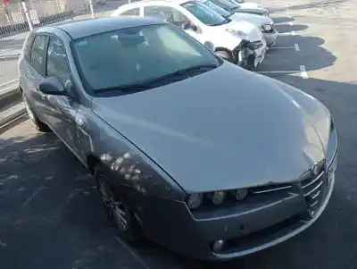 Здавання транспортного засобу alfa romeo 159 sportwagon (140) 1.9 jtdm 16v distinctive року 2005 потужний 939a2000