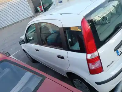 Veículo de Sucata fiat panda (169) 1.3 16v jtd dynamic do ano 2003 alimentado 188a8000