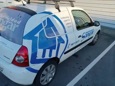 Здавання транспортного засобу renault clio ii fase ii (b/cb0) campus року 2001 потужний k9k 17