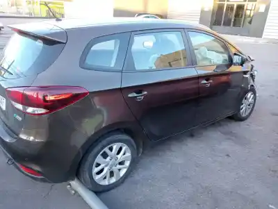 Veículo de Sucata kia carens ( ) business do ano 2017 alimentado d4fd