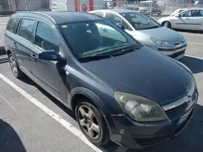 Veículo de Sucata OPEL ASTRA H CARAVAN Cosmo do ano 2004 alimentado Z17DTH
