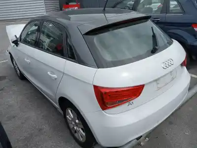 Veículo de Sucata audi a1 sportback (8xa) ambition do ano 2010 alimentado cbz