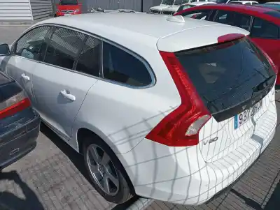 Verschrottungsfahrzeug volvo                                              v60 kombi                                                                                                                                                                                                                                                  kinetic                                                                                                                                                                                                                                                    des jahres 2010 angetrieben d5204t2