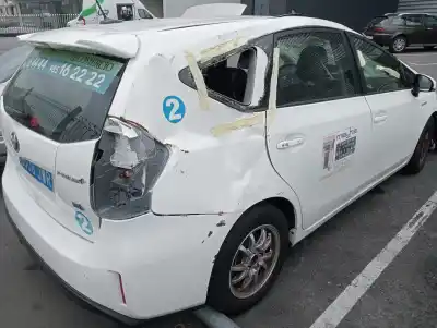 Veicolo di demolizione toyota prius (nhw30) plug-in hybrid advance dell'anno 2013 alimentato 2zr
