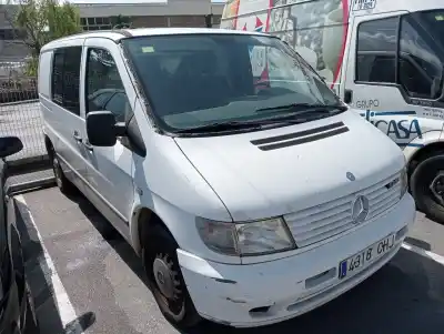 Veículo de Sucata MERCEDES-BENZ VITO FURGONETA (W638) 110 CDI 2.2 (638.094) do ano 2000 alimentado 611980