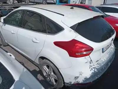 Veicolo di demolizione ford focus lim. business dell'anno 2016 alimentato xwda