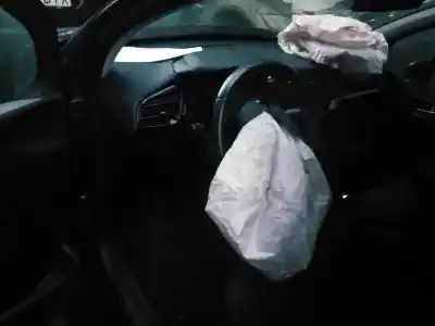 Veículo de Sucata citroen c3 1.4 hdi exclusive do ano 2009 alimentado 8hr