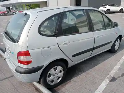 Scrapping Vehicle renault scenic (ja..) 1.9 dci authentique of the year 1999 powered f9q k7
