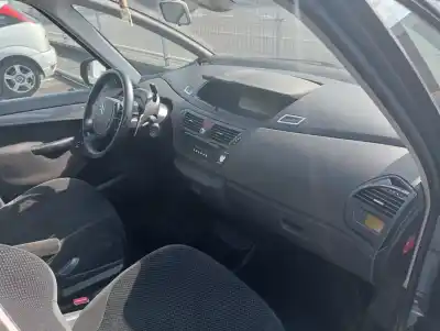 Veículo de Sucata citroen c4 picasso exclusive plus do ano 2006 alimentado 9hz