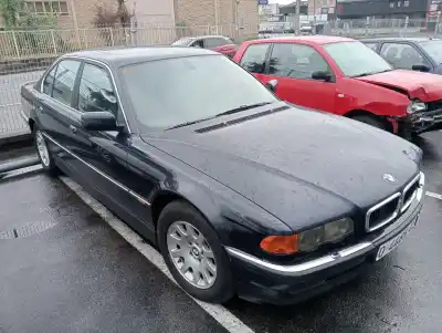 Vehículo de desguace BMW SERIE 7 (E38) 740iL Automático del año 2000 con motor 44-8S-2