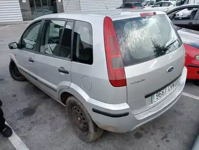 Veículo de Sucata ford fusion (cbk) ambiente do ano 2002 alimentado f6ja