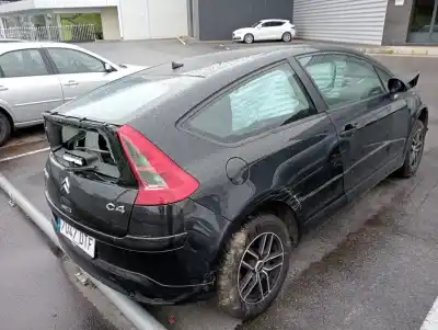 Sloopvoertuig citroen c4 coupe lx van het jaar 2004 aangedreven kfu