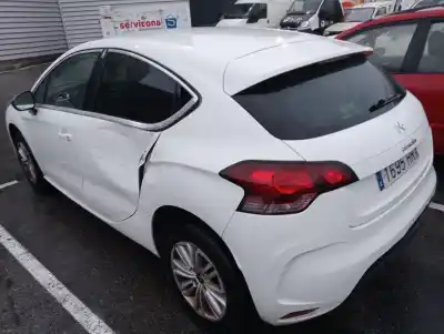 Здавання транспортного засобу citroen ds4 design року 2012 потужний 5f01