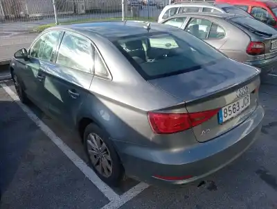 Veículo de Sucata audi a3 sedán (8vs) attraction do ano 2013 alimentado crk