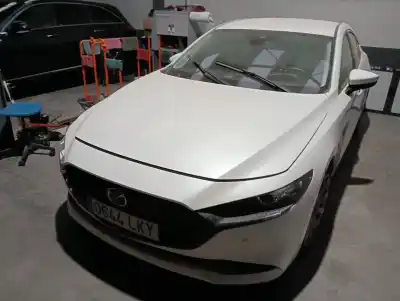 Veicolo di demolizione mazda 3 berlina (bp) evolution dell'anno 2021 alimentato pe