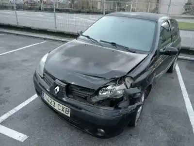Утилизация автомобиля renault clio ii fase ii (b/cb0) authentique confort года 2001 питание k9k e7