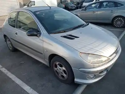 Veicolo di demolizione peugeot                                            206 berlina                                                                                                                                                                                                                                                2.0 hdi cat                                                                                                                                                                                                                                                dell'anno 2000 alimentato rhy