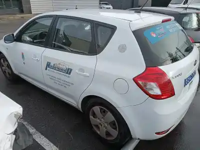 Scrapping Vehicle kia cee´d emotion of the year 2009 powered d4fb