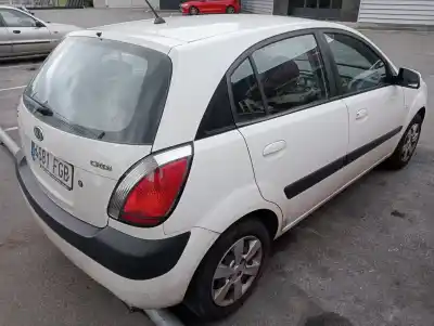 Veículo de Sucata kia rio 1.5 crdi ex2 do ano 2005 alimentado d4fa