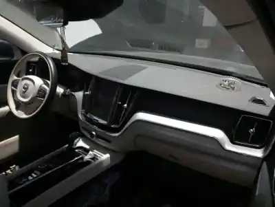 Veículo de Sucata volvo xc60 business plus 2wd do ano 2019 alimentado b4204t31