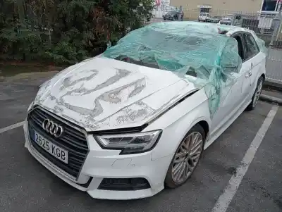 Veículo de Sucata AUDI A3 (8VK) basic do ano 2017 alimentado DCY