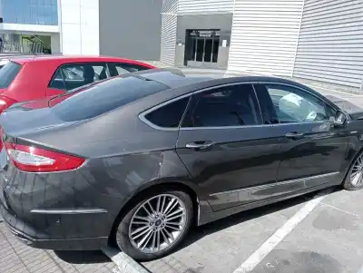 Здавання транспортного засобу ford mondeo lim. hybrid vignale року 2018 потужний uaca