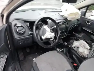 Scrapping Vehicle renault captur dynamique of the year 2013 powered 