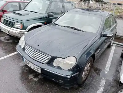 Здавання транспортного засобу mercedes-benz clase c (w203) berlina 220 cdi (203.006) року 2000 потужний 611962