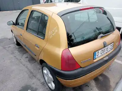 Veicolo di demolizione renault clio ii fase i (b/cbo) 1.9 d alize dell'anno 1998 alimentato f8q