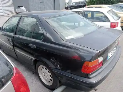 Veículo de Sucata bmw serie 3 berlina (e36) 318is do ano 1994 alimentado 18-4s-1