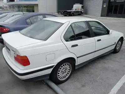 Veículo de Sucata bmw serie 3 berlina (e36) 318i do ano 1994 alimentado 18-4e-2