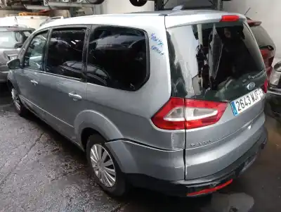 Véhicule à la ferraille ford galaxy (ca1) ghia de l'année 2006 alimenté sewa