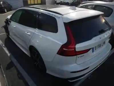 Sloopvoertuig volvo v60 familiar * van het jaar 2020 aangedreven b4204t48, erad2