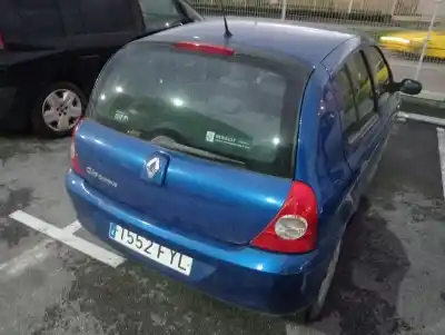 Здавання транспортного засобу renault clio ii fase ii (b/cb0) року 2001 потужний k9k 17