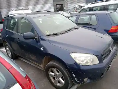Scrapping Vehicle TOYOTA RAV 4 (A3) Sol of the year 2004 powered D 2AD