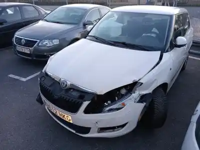 Veículo de Sucata SKODA FABIA (5J2 ) 1.2 do ano 2012 alimentado CBZ